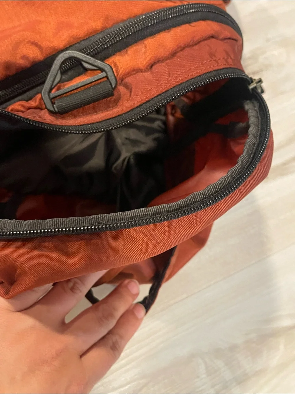 Eddie Bauer Orange Black Travel Duffel Bag Men’s Weekender Carry On